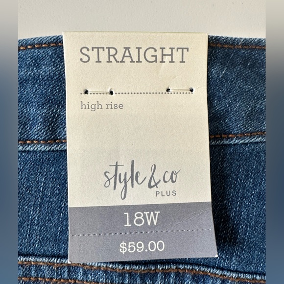 Style & Co high rise straight leg jeans. Size 18W. - Picture 10 of 10